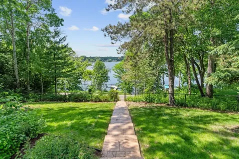 2666 Keller Parkway Maplewood MN 55109