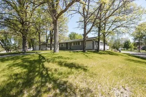 1417 Long Avenue Detroit Lakes MN 56501