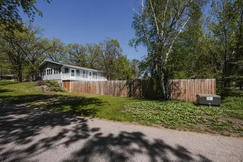 1417 Long Avenue Detroit Lakes MN 56501
