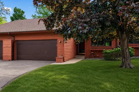 10779 53rd Avenue N Plymouth MN 55442