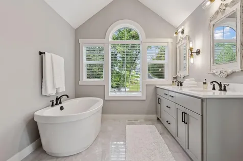 6311 Montee Drive Eden Prairie MN 55344