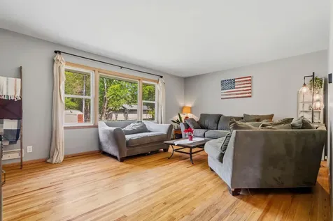 8416 Hinton Avenue S Cottage Grove MN 55016
