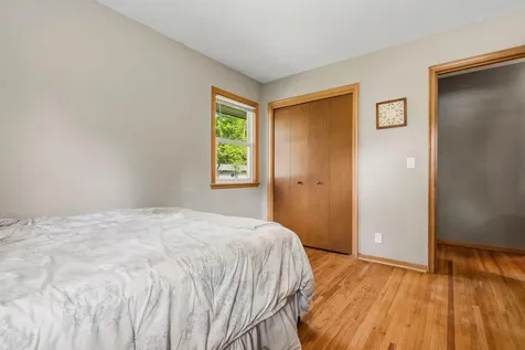 8416 Hinton Avenue S Cottage Grove MN 55016