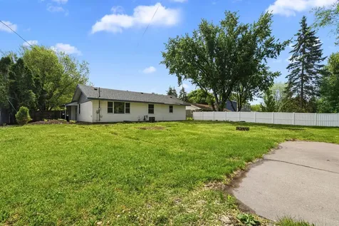 8416 Hinton Avenue S Cottage Grove MN 55016