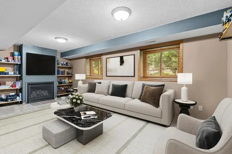 14238 Raven Street NW Andover MN 55304