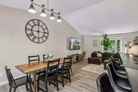 9056 Glacier Road Woodbury MN 55125