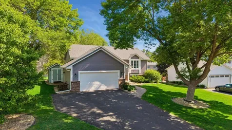 9056 Glacier Road Woodbury MN 55125