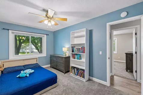 9056 Glacier Road Woodbury MN 55125