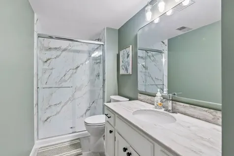9056 Glacier Road Woodbury MN 55125