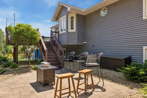 9056 Glacier Road Woodbury MN 55125
