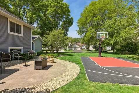 9056 Glacier Road Woodbury MN 55125