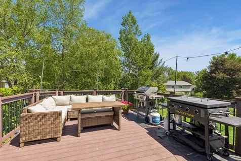 9056 Glacier Road Woodbury MN 55125