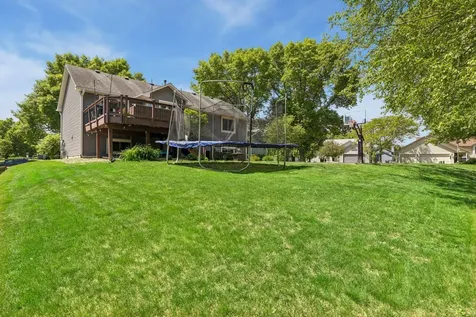 9056 Glacier Road Woodbury MN 55125
