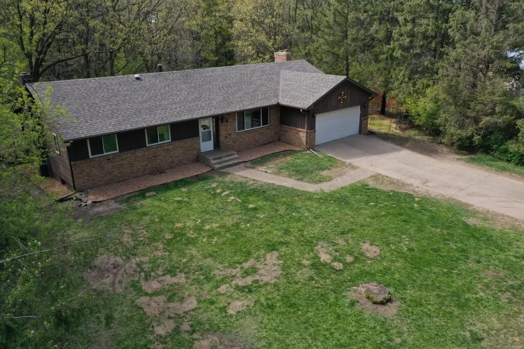 29830 Hemingway Avenue Stacy MN 55079