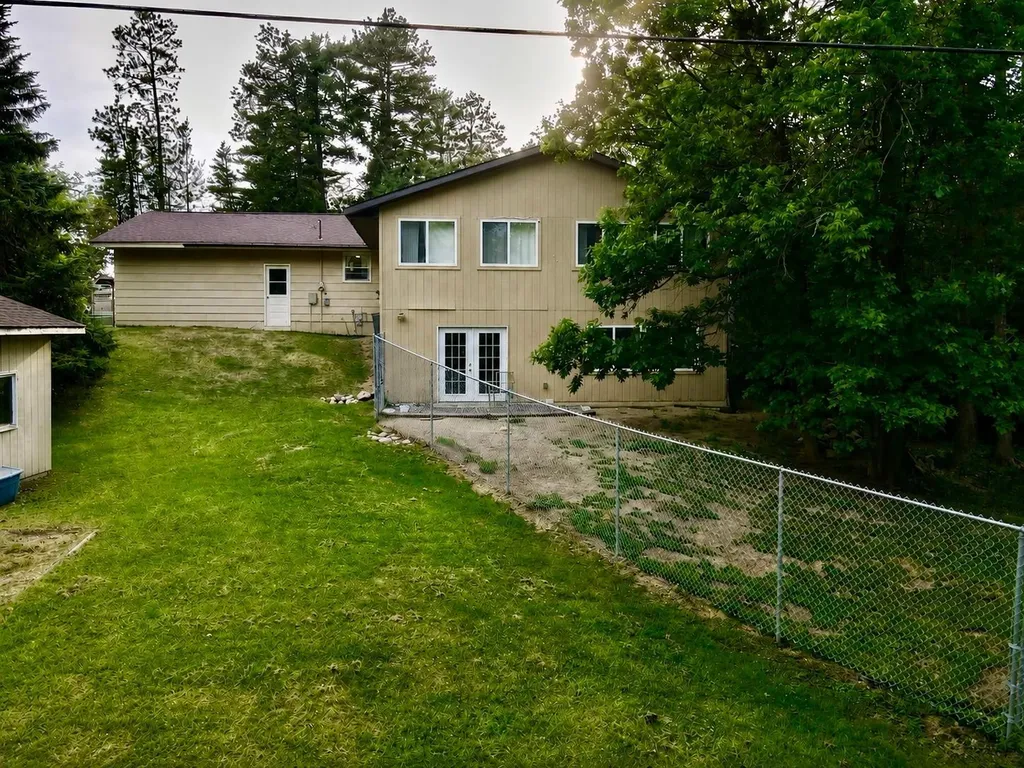 520 SW 5th Avenue Grand Rapids MN 55744