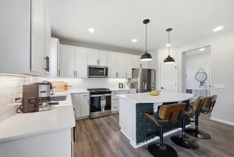 4886 Obsidian Way Victoria MN 55386