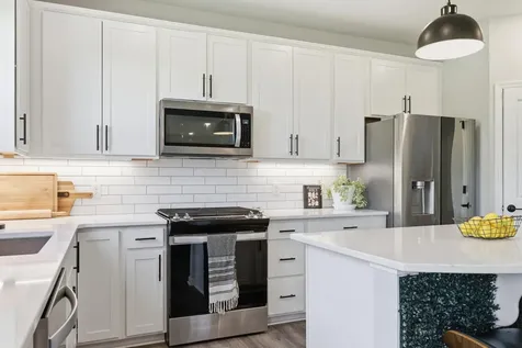 4886 Obsidian Way Victoria MN 55386