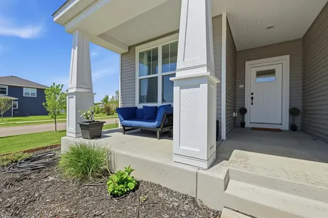 4886 Obsidian Way Victoria MN 55386