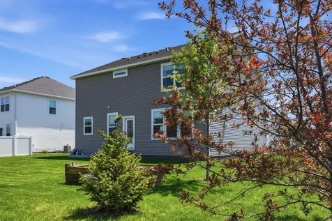 4886 Obsidian Way Victoria MN 55386