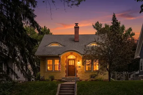 2023 Princeton Avenue Saint Paul MN 55105