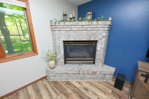 6042 Maple Lane NE Alexandria MN 56308