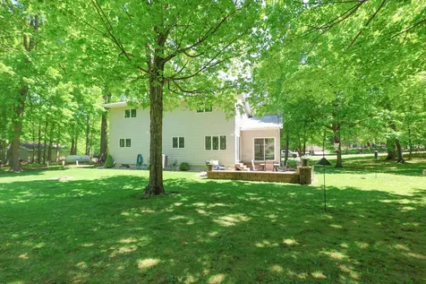 6042 Maple Lane NE Alexandria MN 56308