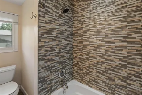 3098 Evelyn Street Roseville MN 55113
