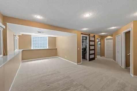 3098 Evelyn Street Roseville MN 55113