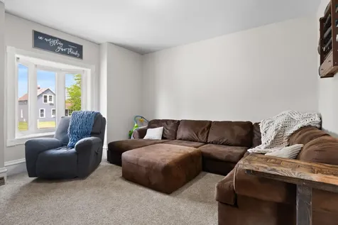 809 Home Street Kenyon MN 55946