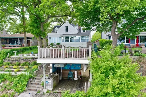 271 Lake Avenue N Spicer MN 56288