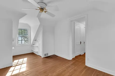 271 Lake Avenue N Spicer MN 56288