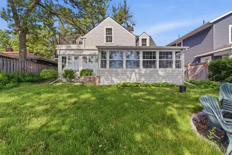 271 Lake Avenue N Spicer MN 56288