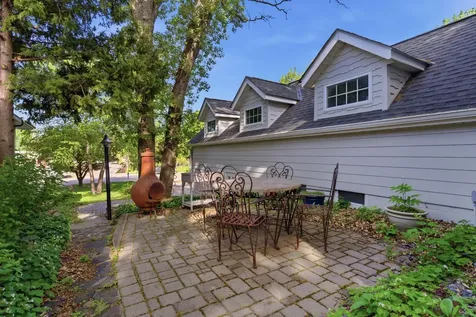 271 Lake Avenue N Spicer MN 56288