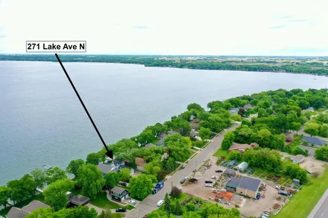 271 Lake Avenue N Spicer MN 56288