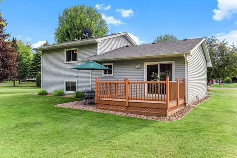 31115 Olinda Trail Lindstrom MN 55045