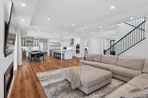 5717 W 68th Street Edina MN 55439