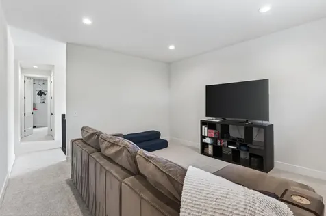 5717 W 68th Street Edina MN 55439