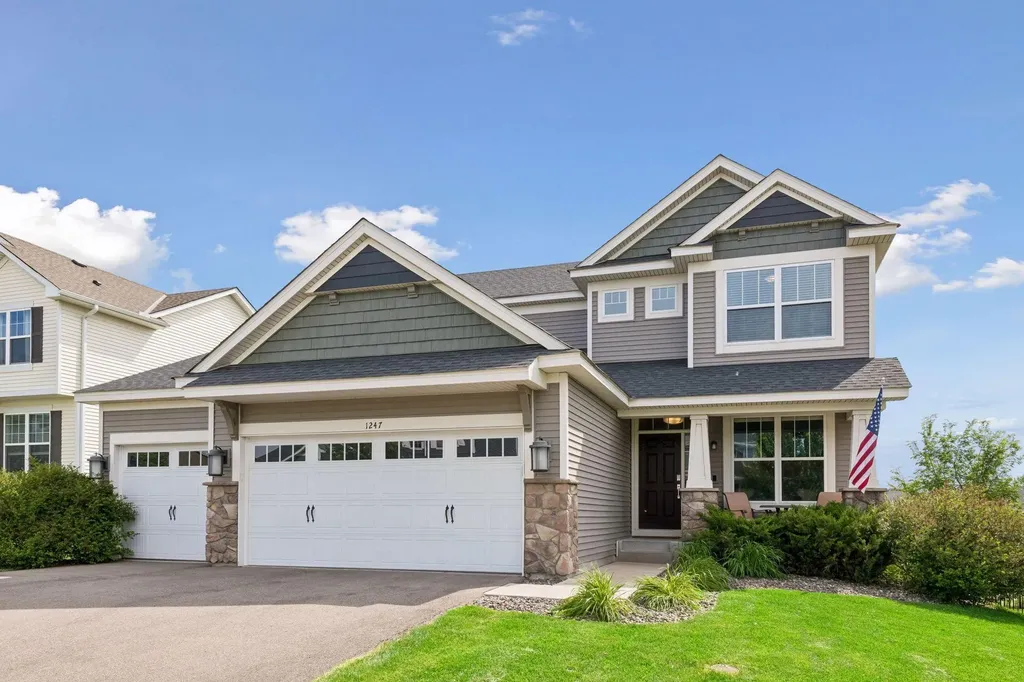 1247 Maple Lane Carver MN 55315