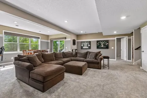 1247 Maple Lane Carver MN 55315