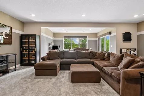 1247 Maple Lane Carver MN 55315