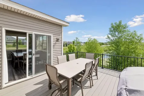1247 Maple Lane Carver MN 55315