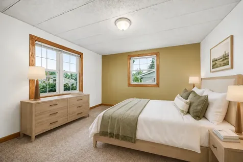 321 N State Avenue Le Center MN 56057