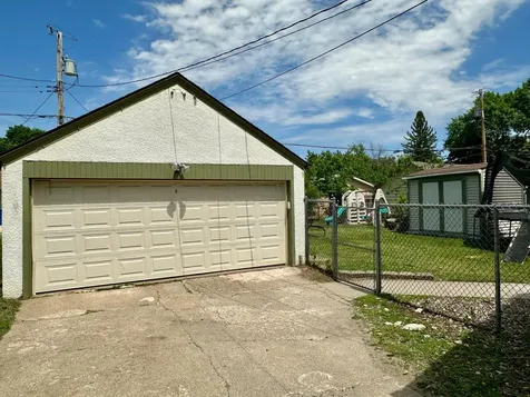 804 W Mark Street Winona MN 55987
