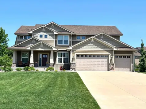 19320 Hudson Court Lakeville MN 55044