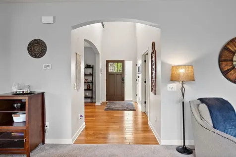 19320 Hudson Court Lakeville MN 55044