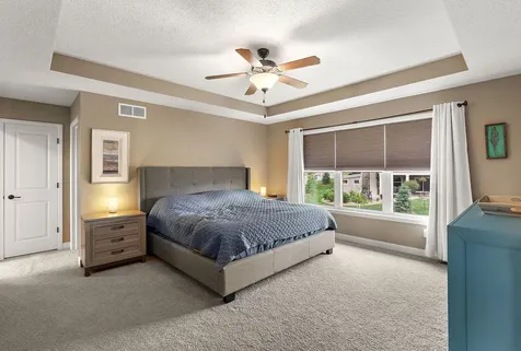 19320 Hudson Court Lakeville MN 55044