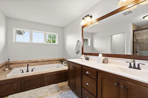19320 Hudson Court Lakeville MN 55044