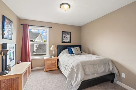 19320 Hudson Court Lakeville MN 55044
