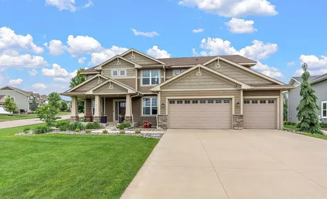 19320 Hudson Court Lakeville MN 55044