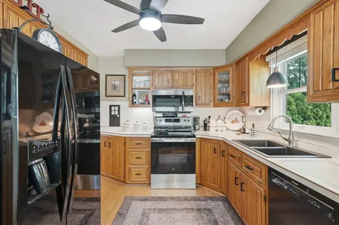 5045 Oxford Avenue Edina MN 55436